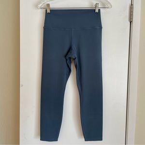 Athleta Transcend 7/8 Tight M